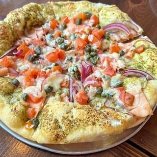 Smoked Salmon Pizzetta